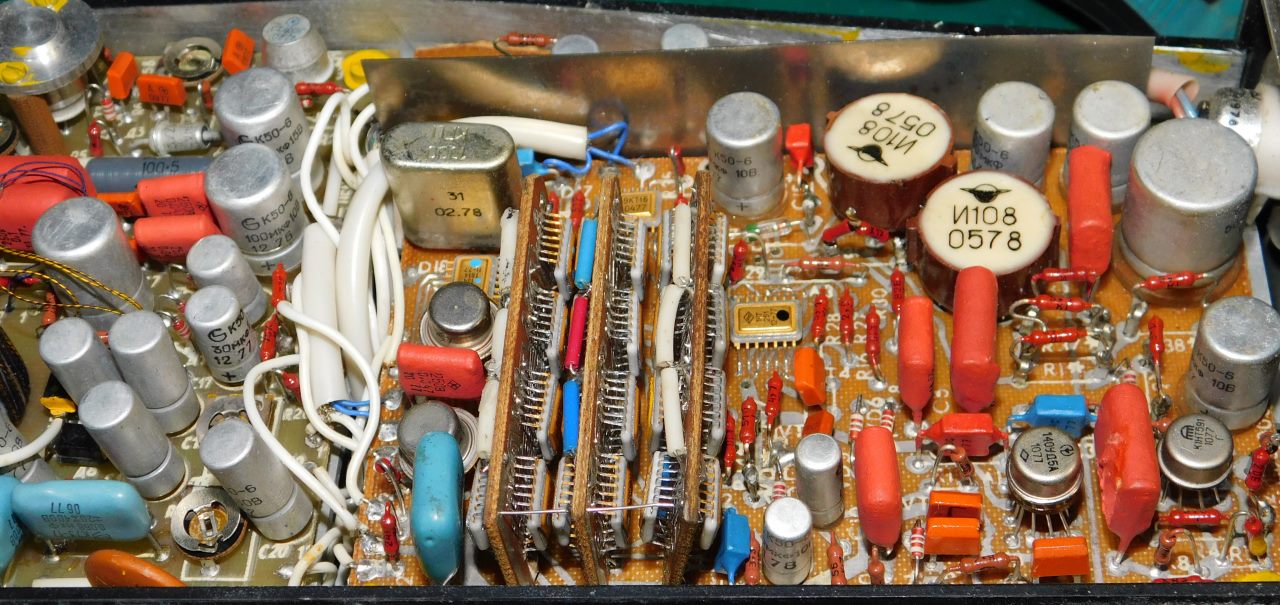 Блоки синхрогенератора и питания