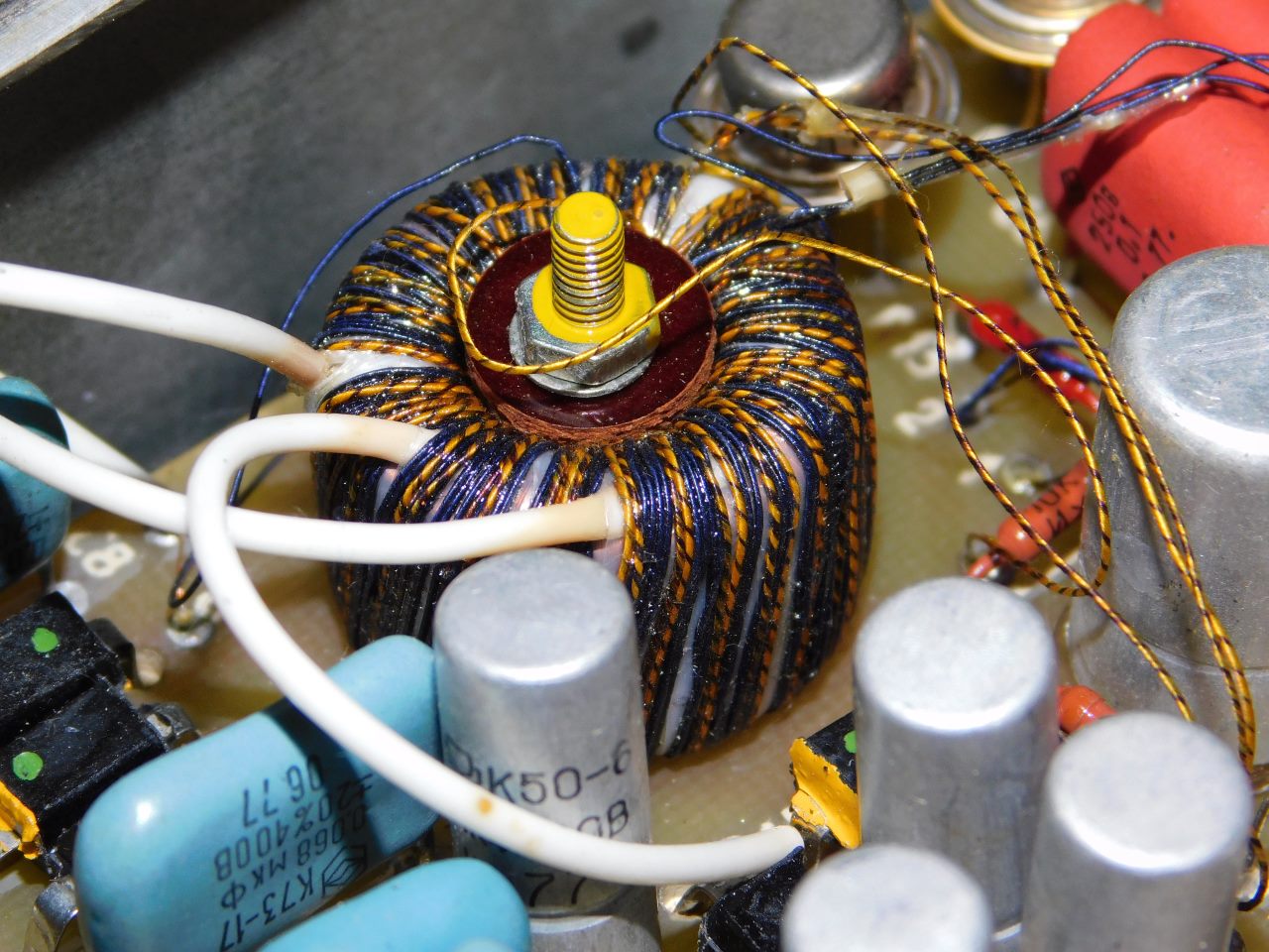 Трансформатор генератора